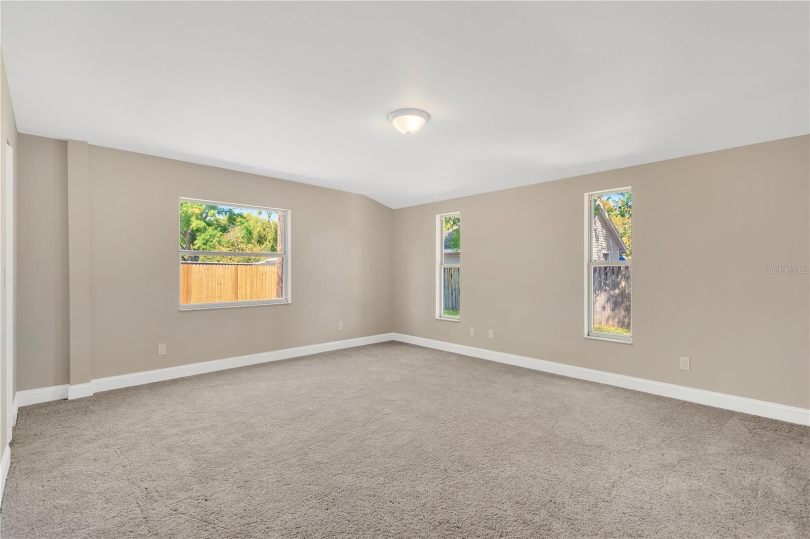 12918 CAMBRIDGE AVE, TAMPA, FL, 33624