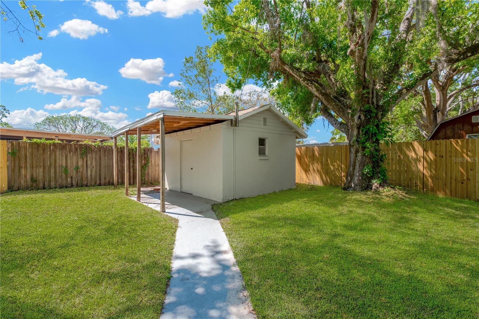 12918 CAMBRIDGE AVE, TAMPA, FL, 33624