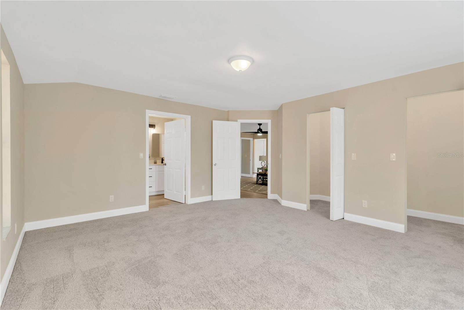 12918 CAMBRIDGE AVE, TAMPA, FL, 33624