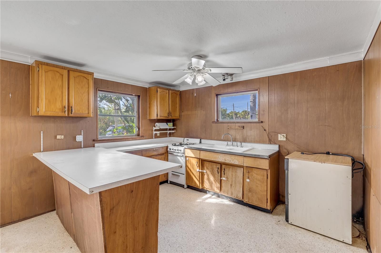 2515 FAIRFAX AVE, NEW SMYRNA BEACH, FL, 32168