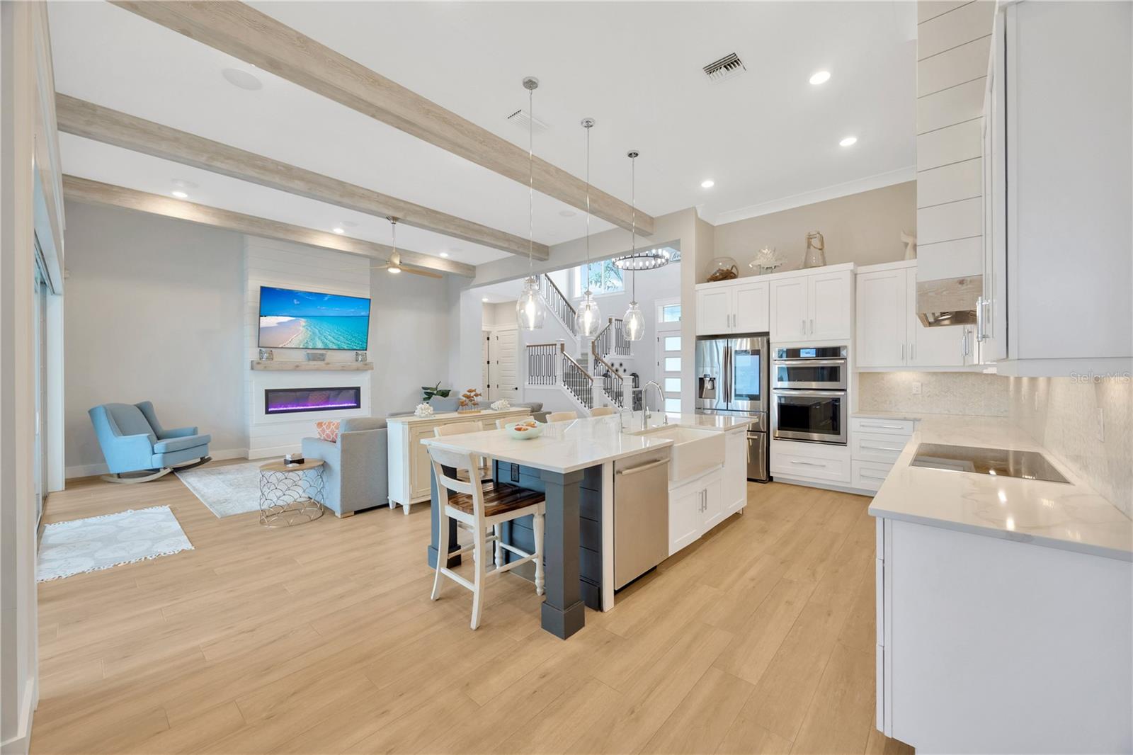 615 MIRABAY BLVD, APOLLO BEACH, FL, 33572