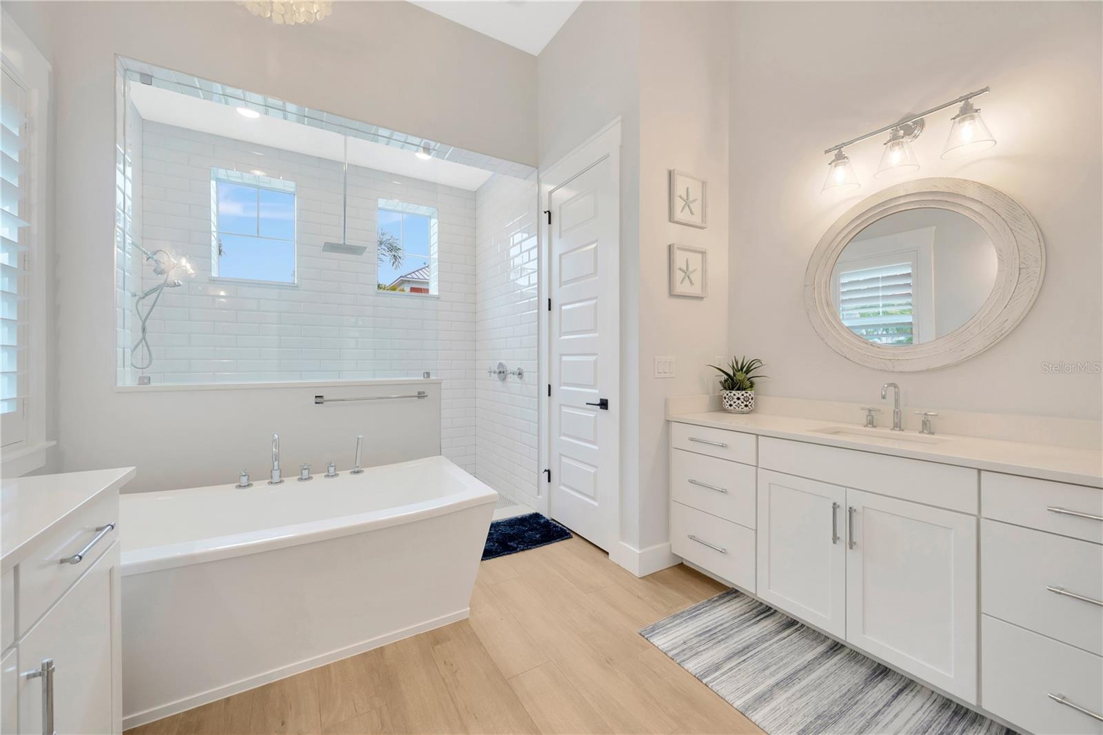 615 MIRABAY BLVD, APOLLO BEACH, FL, 33572
