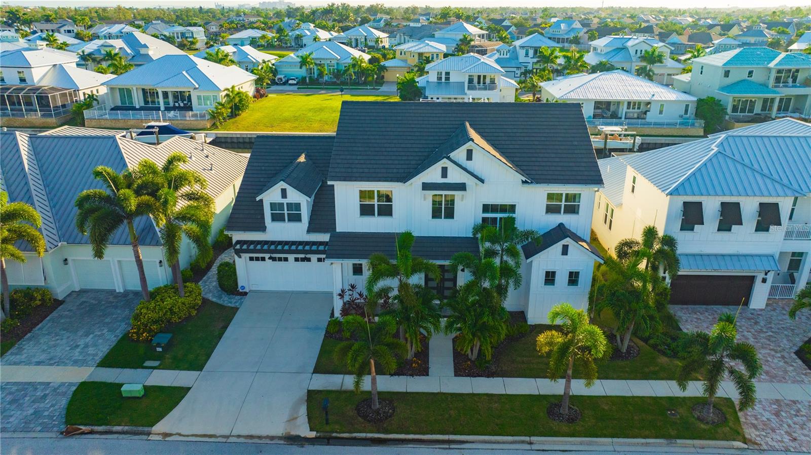 615 MIRABAY BLVD, APOLLO BEACH, FL, 33572