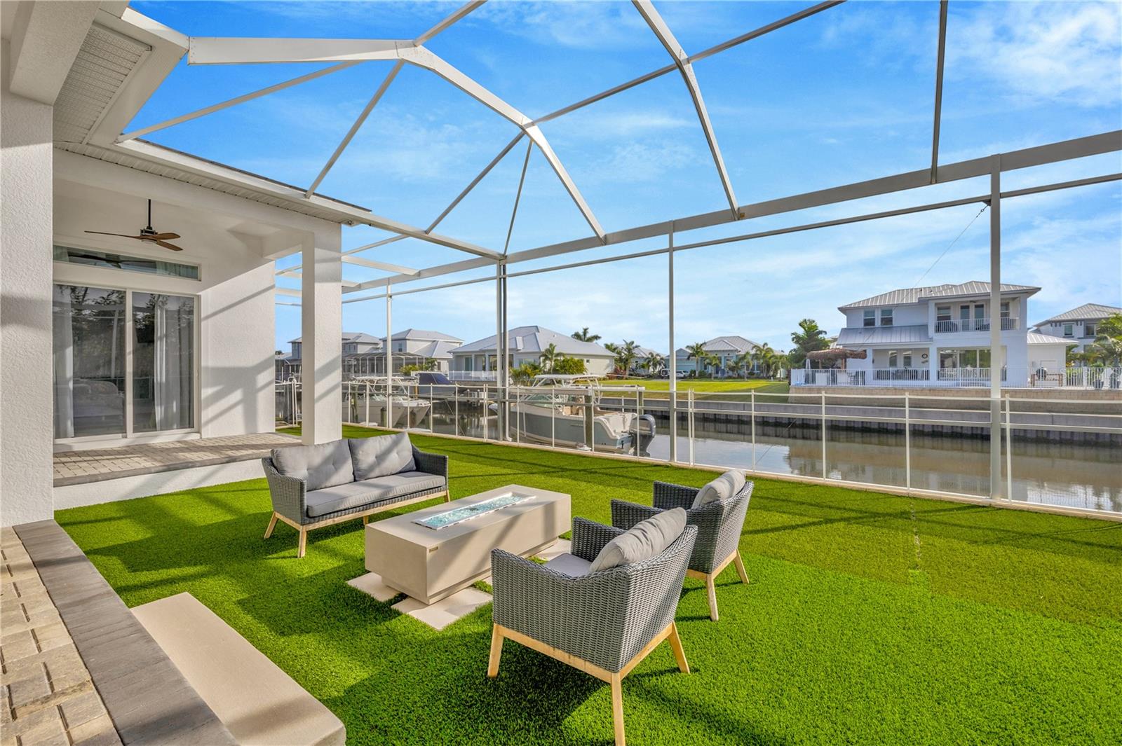 615 MIRABAY BLVD, APOLLO BEACH, FL, 33572