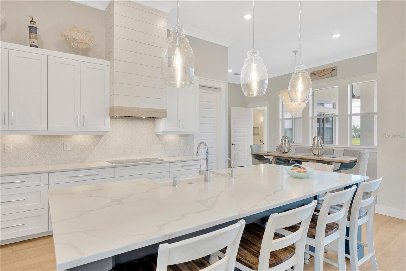 615 MIRABAY BLVD, APOLLO BEACH, FL, 33572