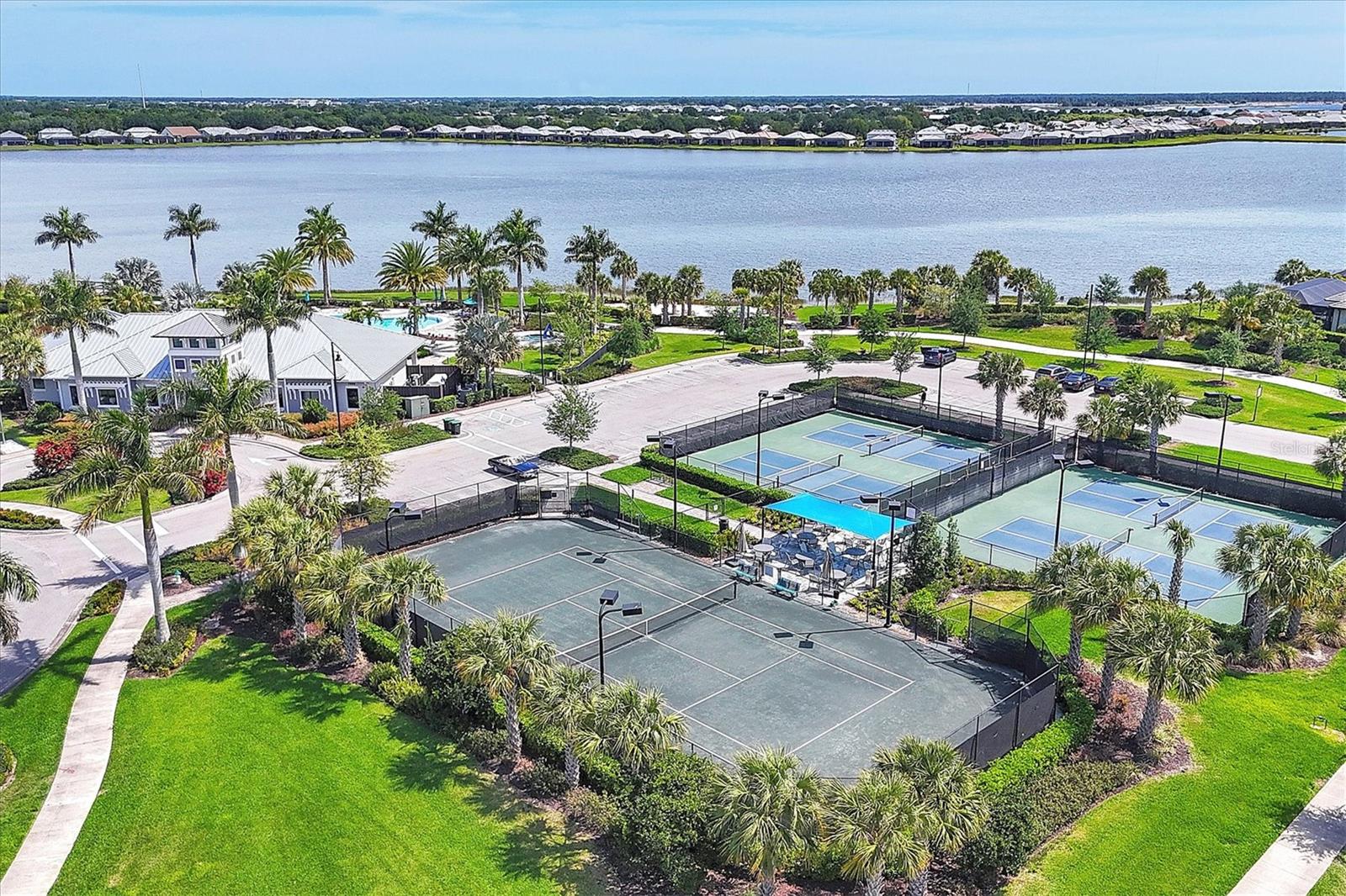 7876 GRANDE SHORES DR, SARASOTA, FL, 34240