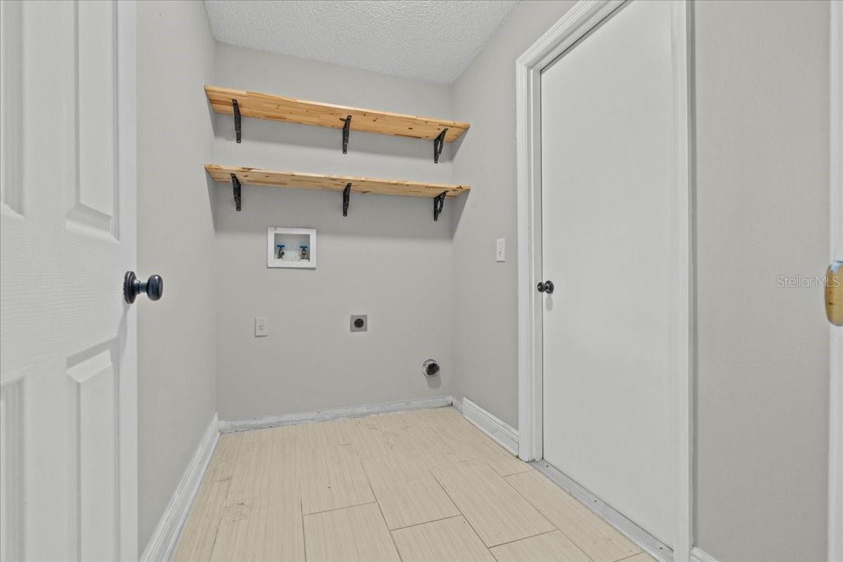 2909 DESMOND CT, DELTONA, FL, 32738