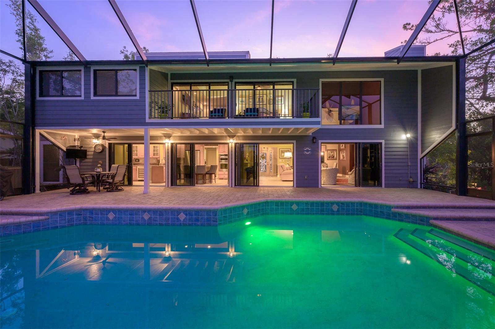 716 TROPICAL CIR, SARASOTA, FL, 34242
