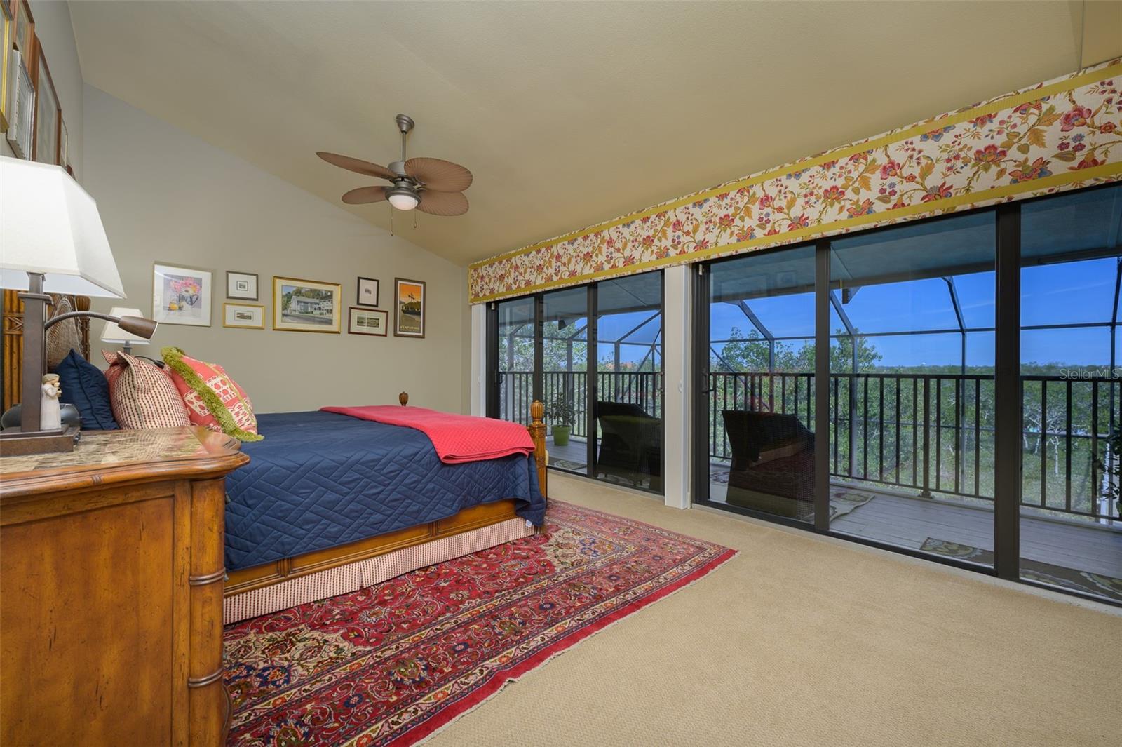 716 TROPICAL CIR, SARASOTA, FL, 34242