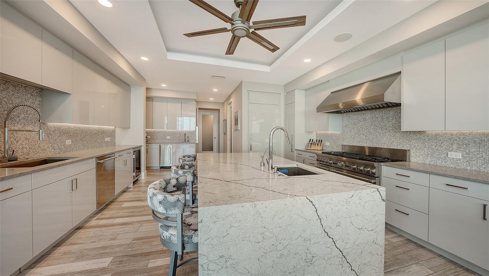 A4638299 Property Photo