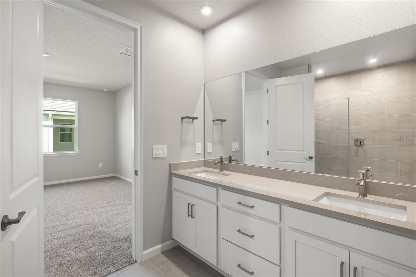 18491 GREEN GARDEN CT, VENICE, FL, 34293