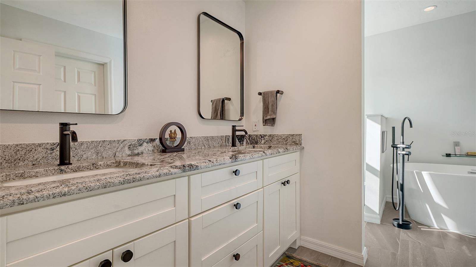 3371 BAYOU SOUND, LONGBOAT KEY, FL, 34228