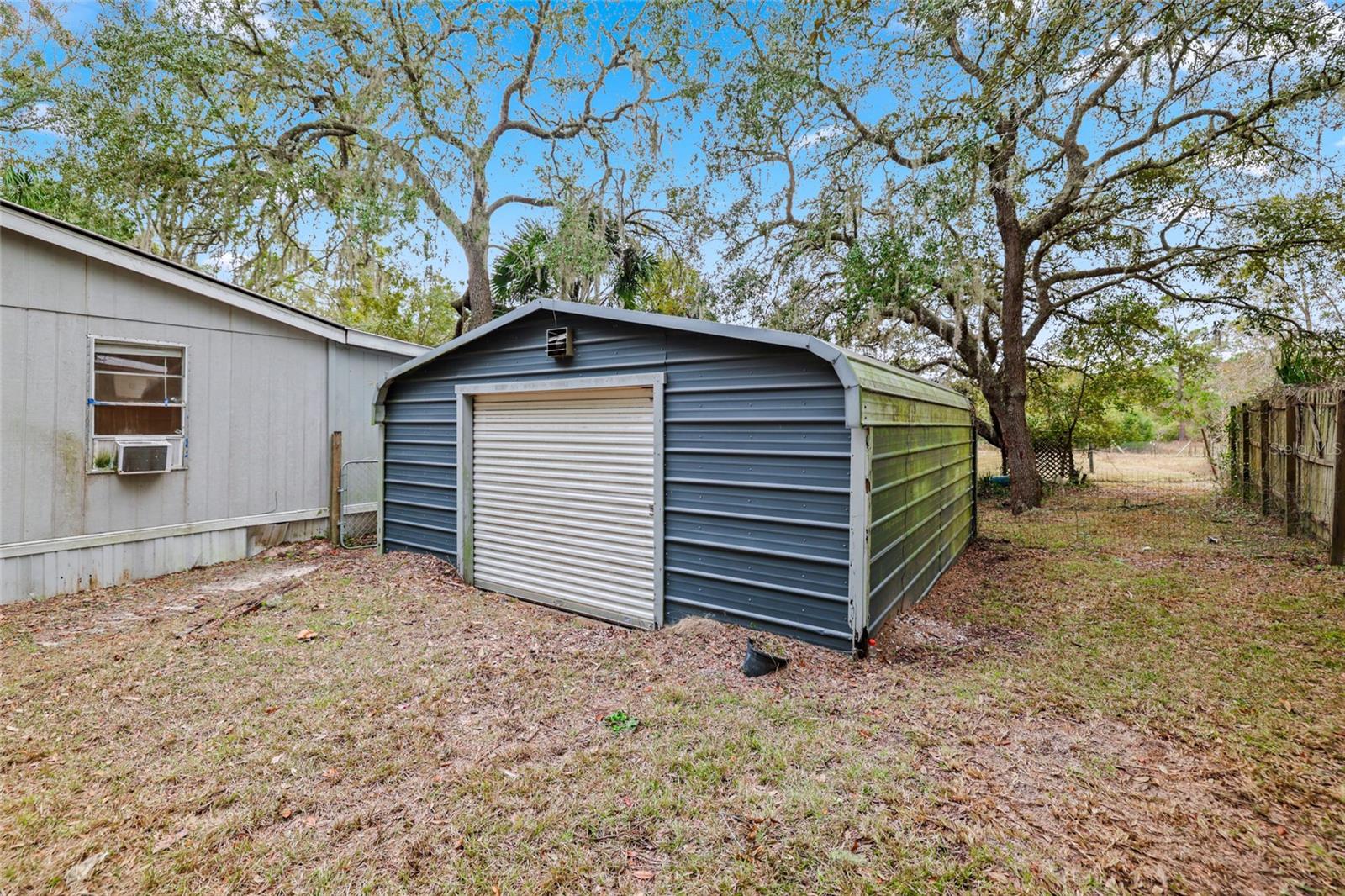 103 E OAKSIDE DR, INTERLACHEN, FL, 32148