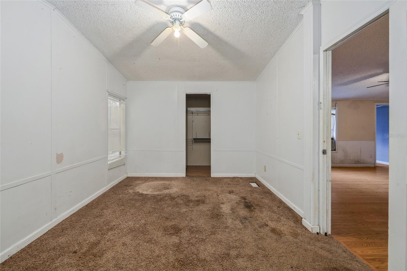103 E OAKSIDE DR, INTERLACHEN, FL, 32148