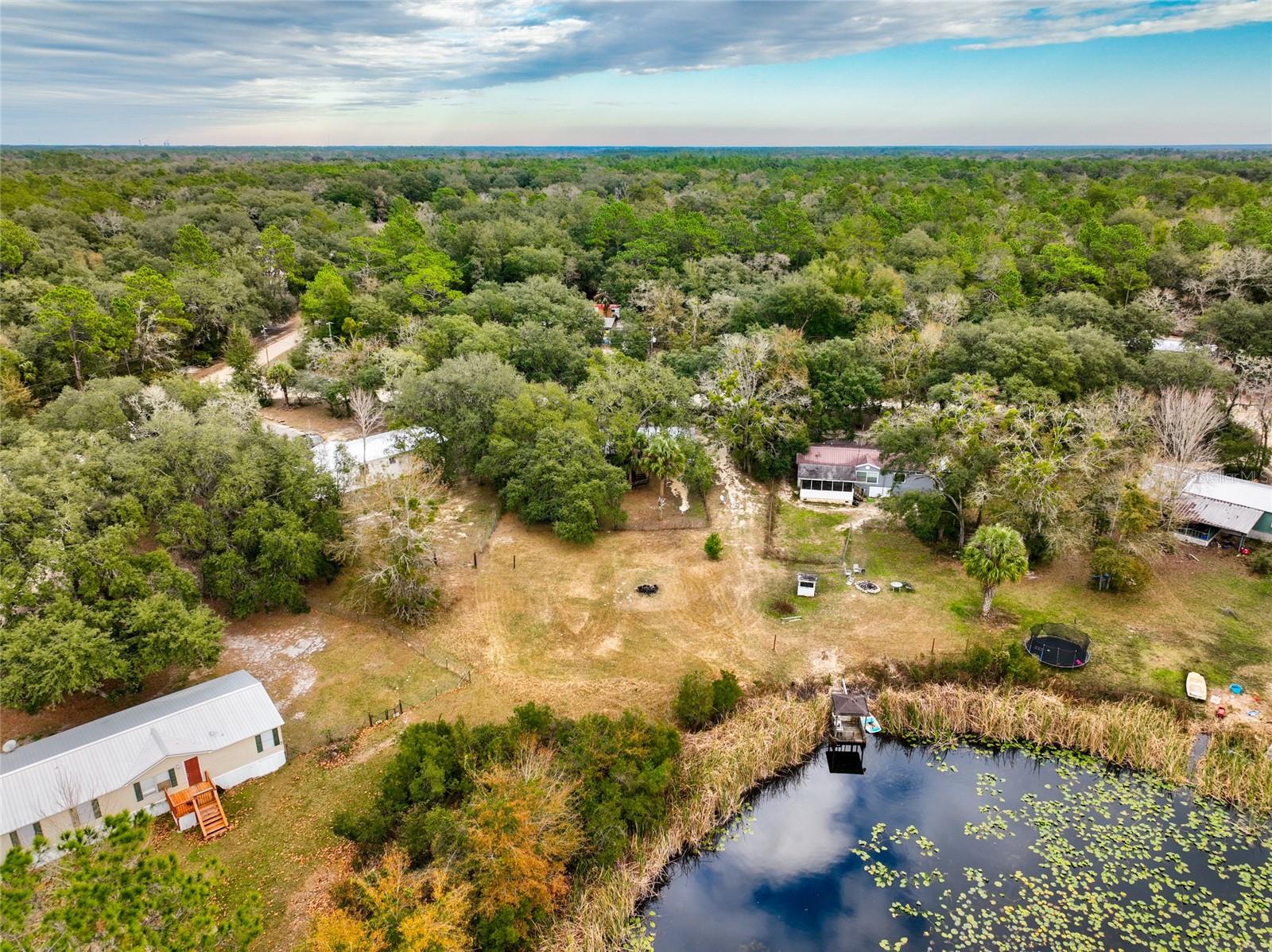 103 E OAKSIDE DR, INTERLACHEN, FL, 32148