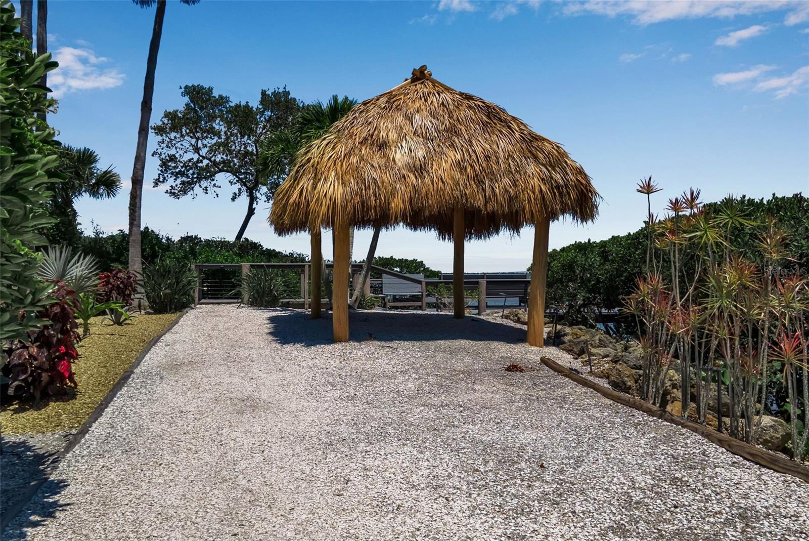 821 EVERGREEN WAY, LONGBOAT KEY, FL, 34228