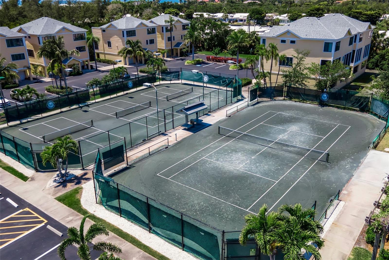 821 EVERGREEN WAY, LONGBOAT KEY, FL, 34228