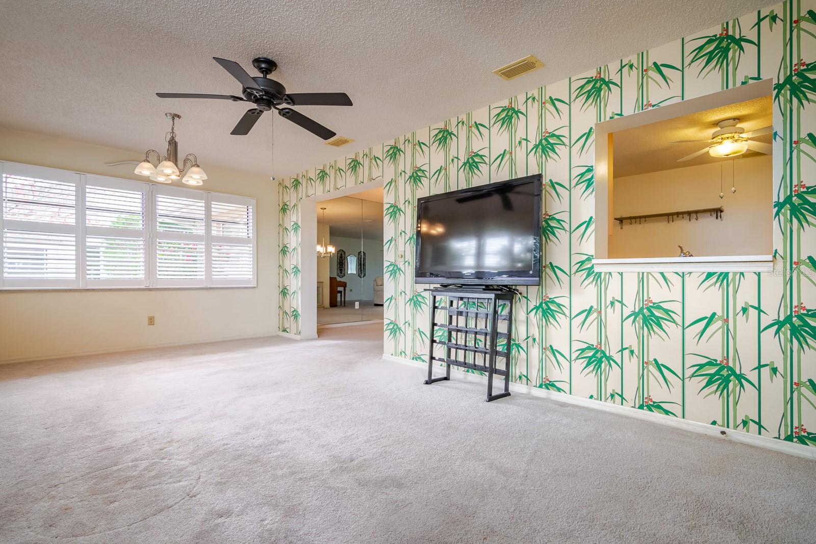 1015 EL RANCHO DR, SUN CITY CENTER, FL, 33573