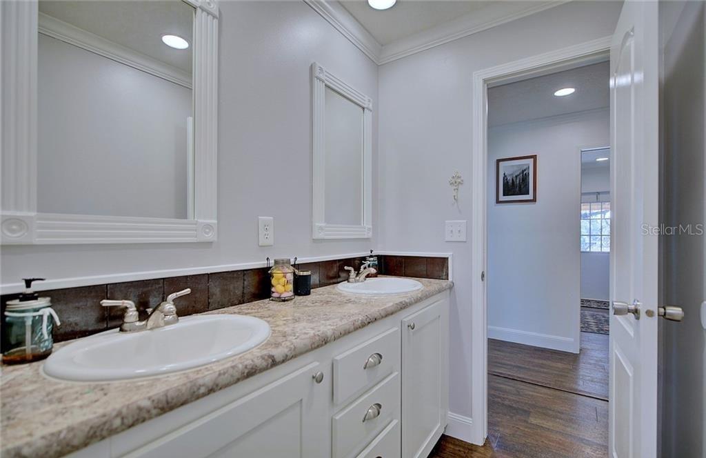 15405 OLD PARKER ISLAND RD, LAKE PLACID, FL, 33852