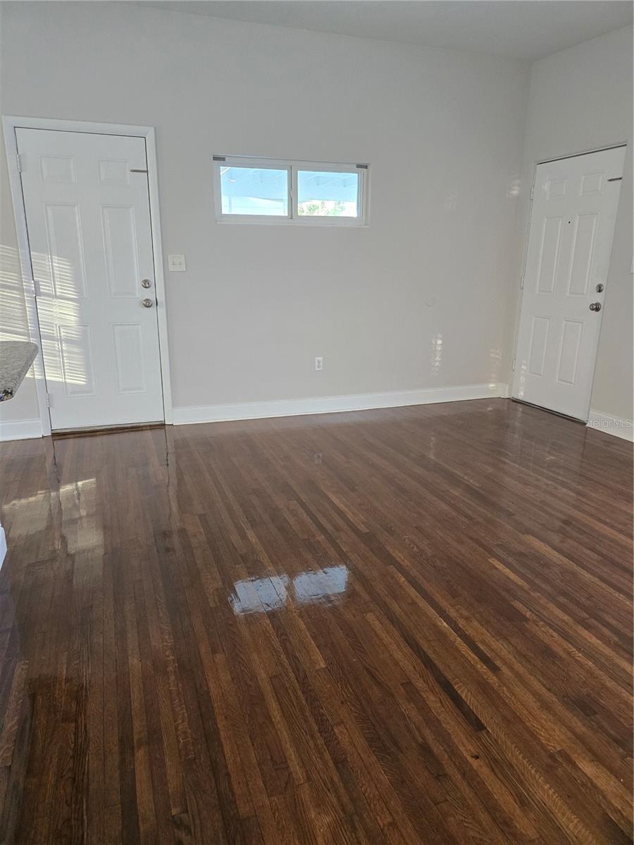 736 S SOLANDRA DR, ORLANDO, FL, 32807