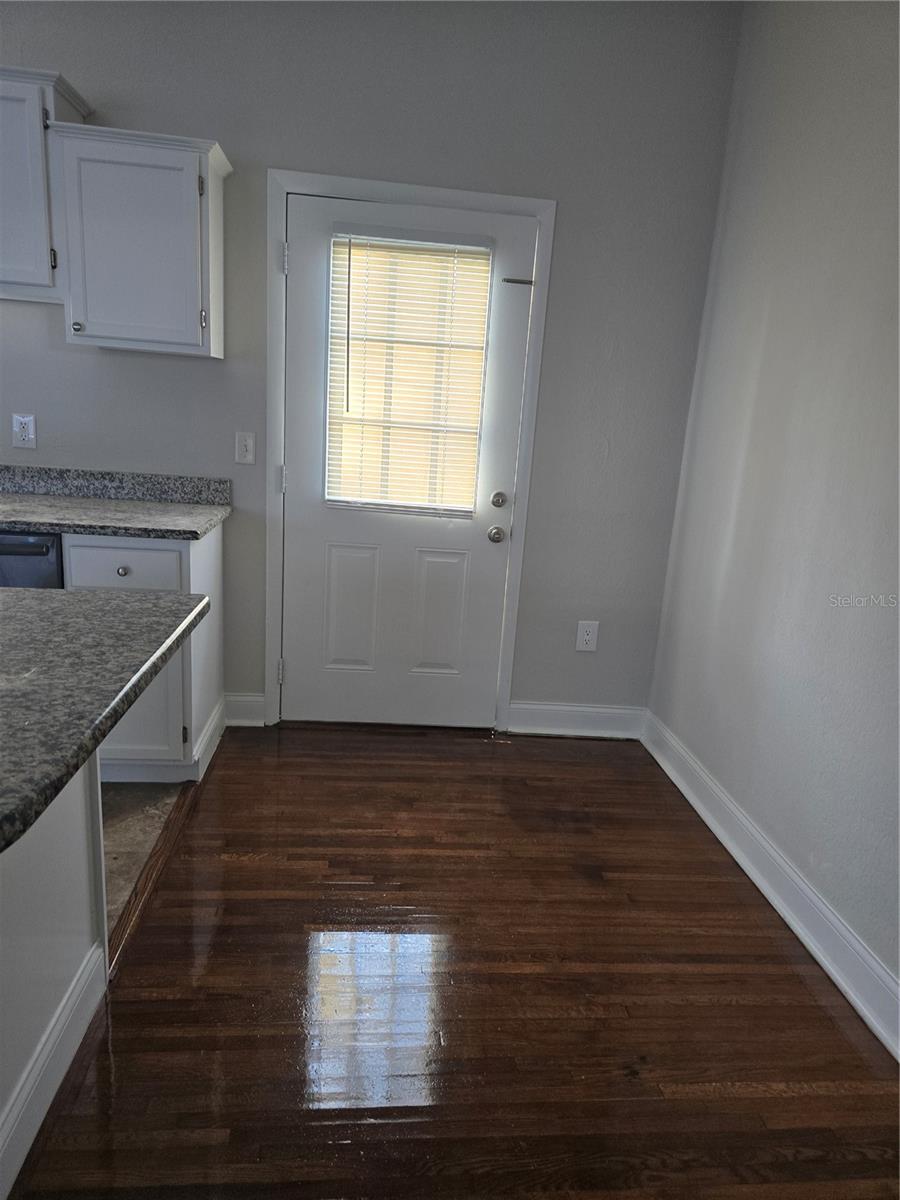 736 S SOLANDRA DR, ORLANDO, FL, 32807