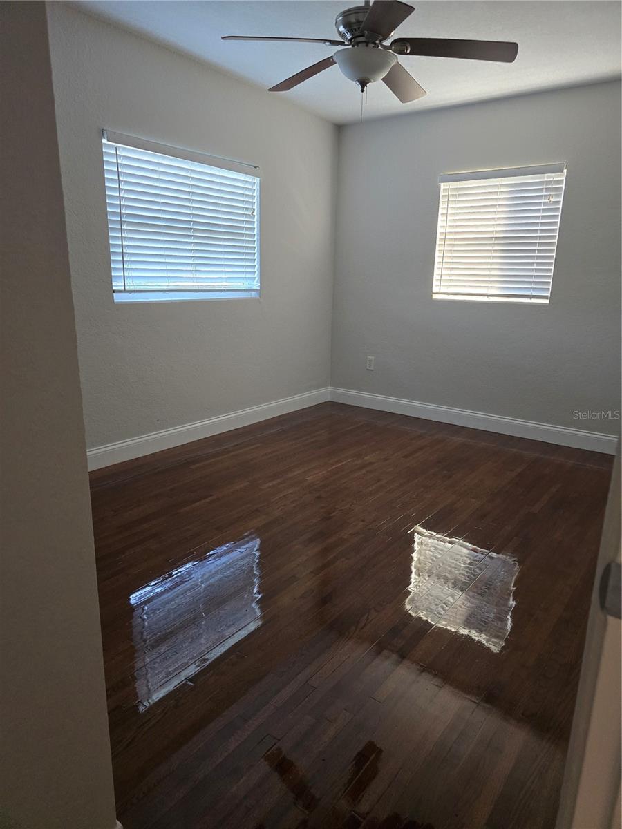 736 S SOLANDRA DR, ORLANDO, FL, 32807