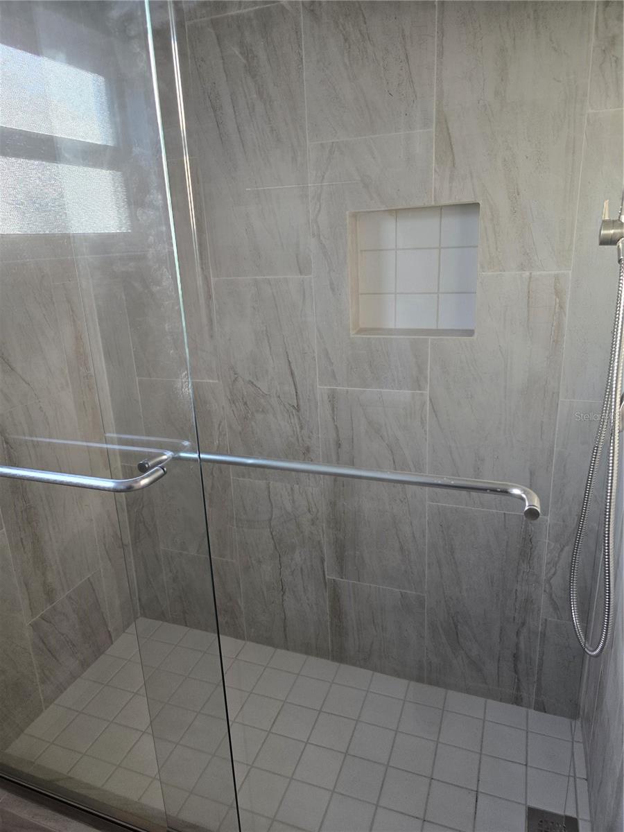 736 S SOLANDRA DR, ORLANDO, FL, 32807