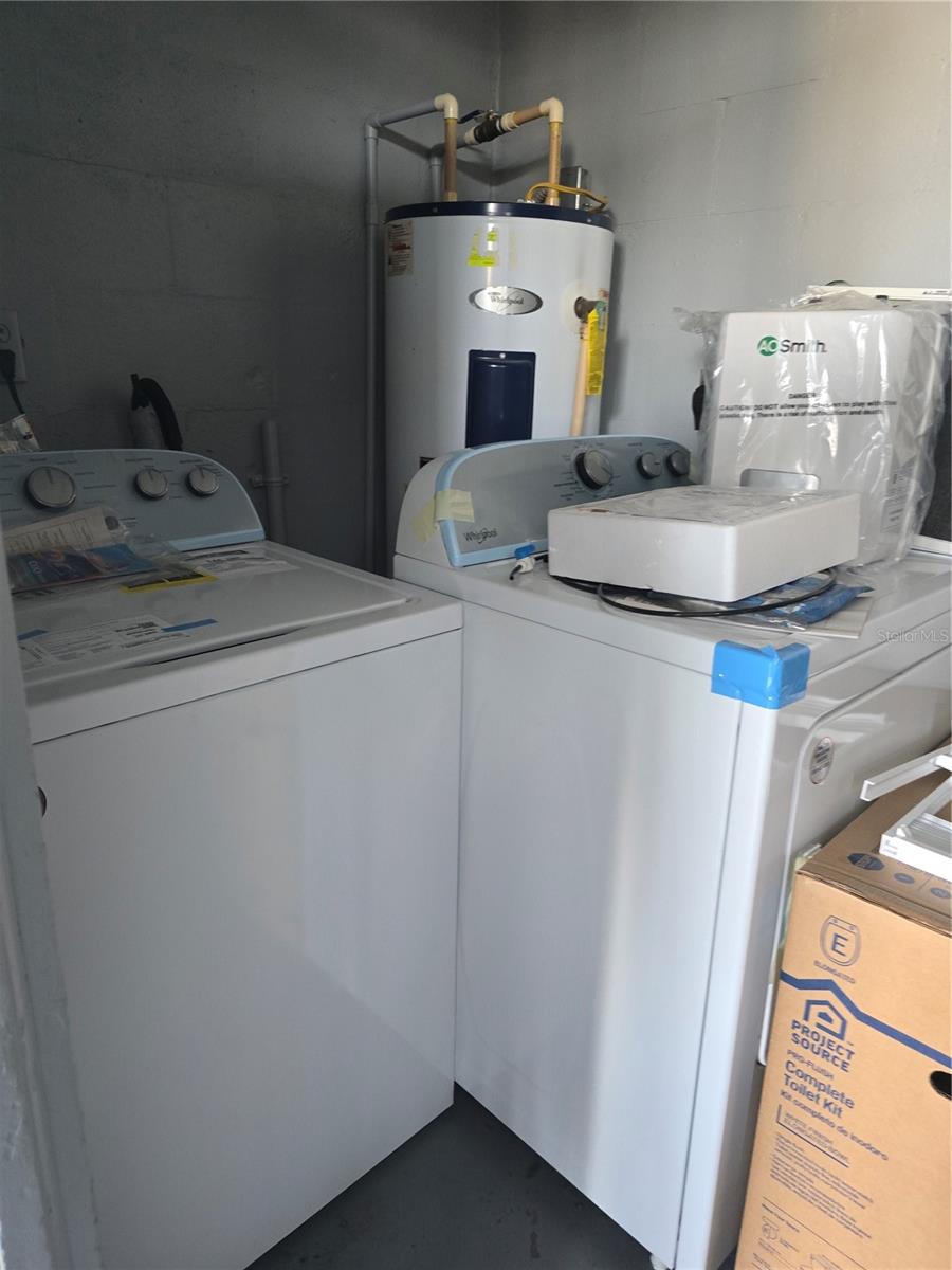 736 S SOLANDRA DR, ORLANDO, FL, 32807