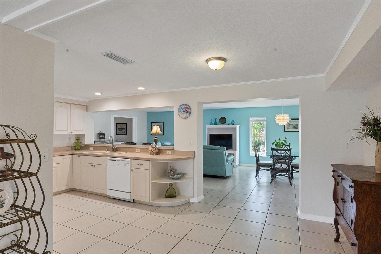142 CADDY RD, ROTONDA WEST, FL, 33947