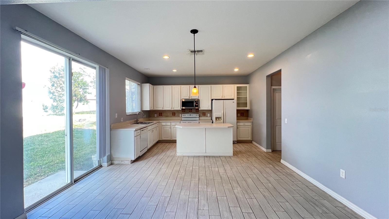 302 CASSIA DR, DAVENPORT, FL, 33897