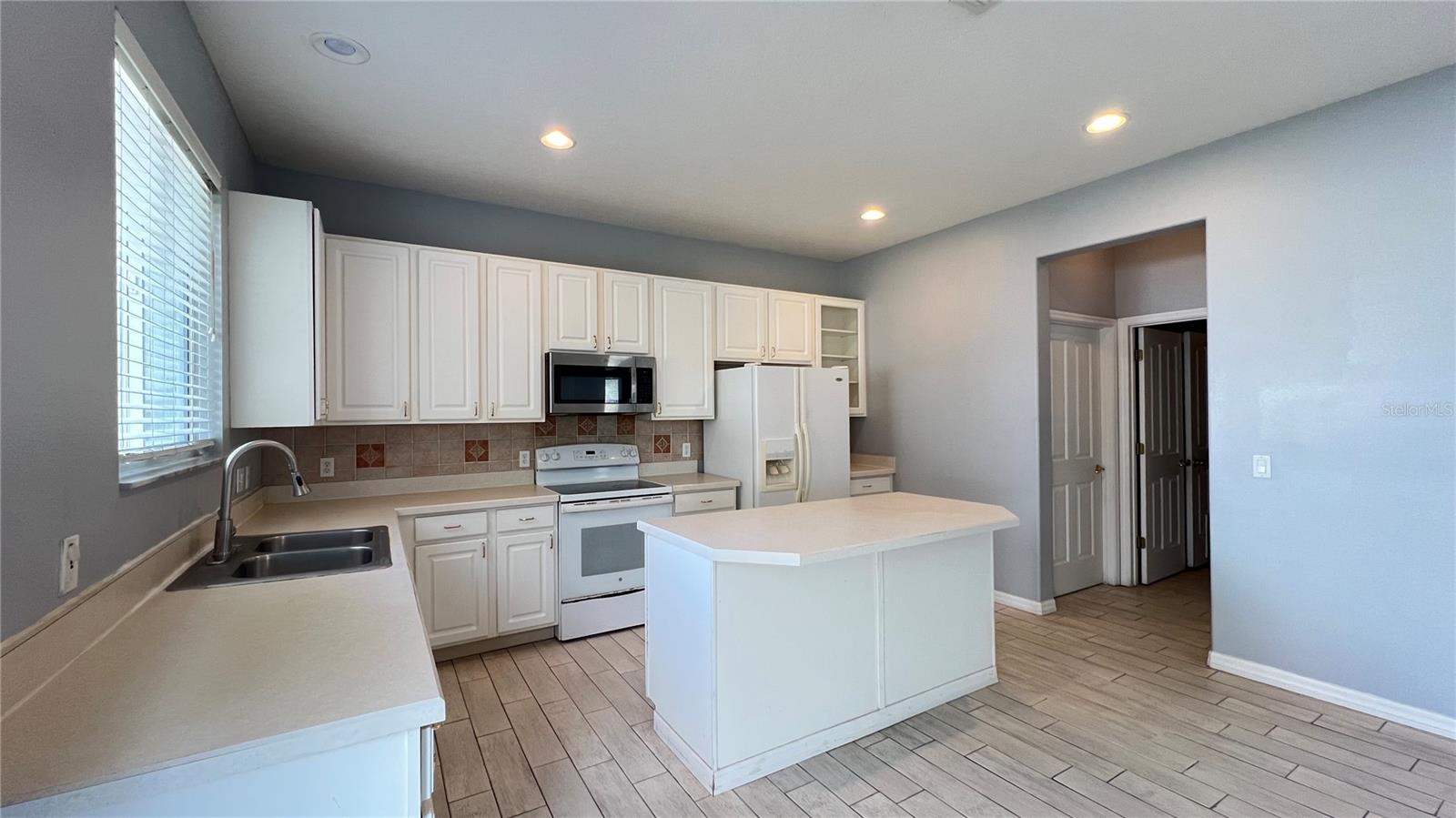 302 CASSIA DR, DAVENPORT, FL, 33897