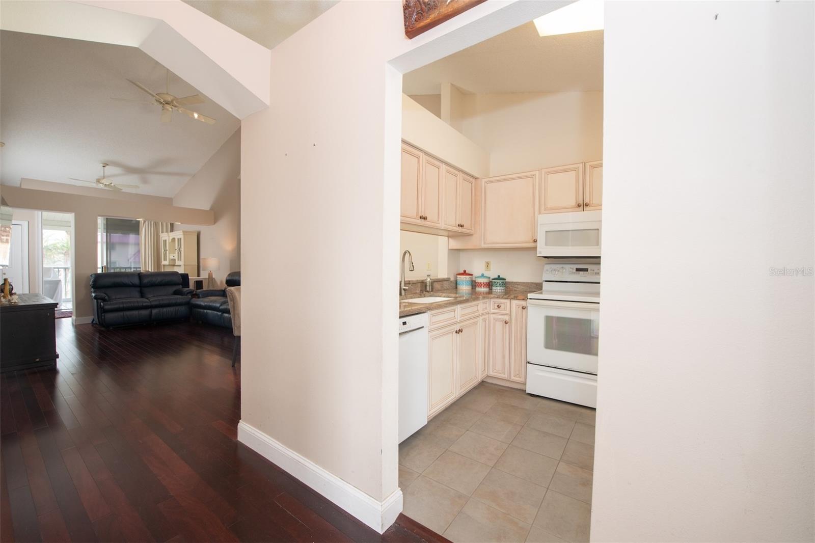 158 SUN ISLE CIR, TREASURE ISLAND, FL, 33706