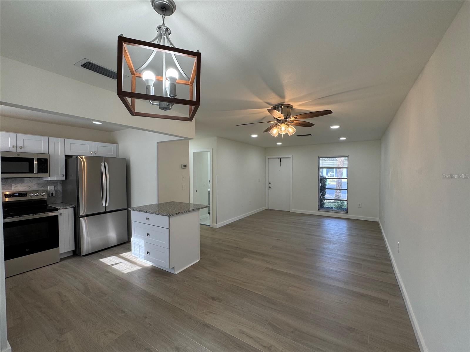 3813 42ND ST W #37, BRADENTON, FL, 34205