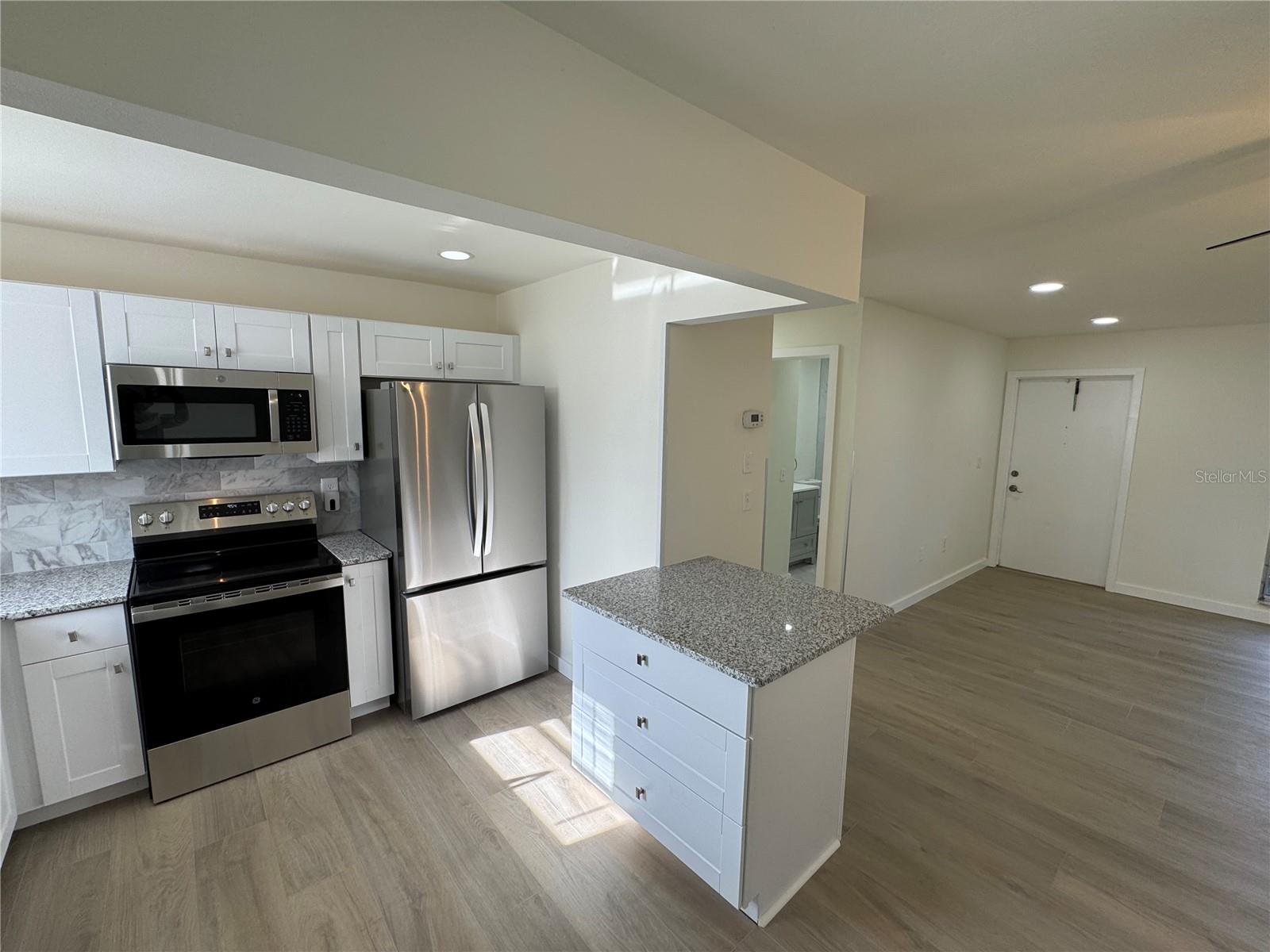 3813 42ND ST W #37, BRADENTON, FL, 34205