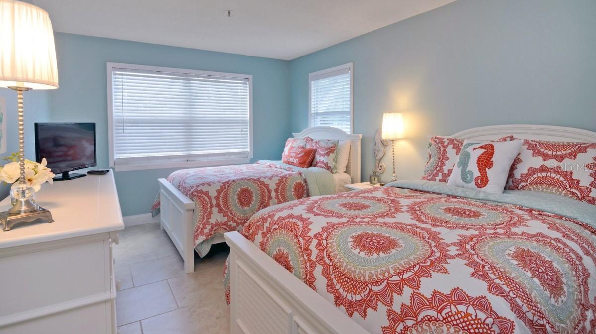 1228 SIESTA BAYSIDE DR #1228-C, SARASOTA, FL, 34242