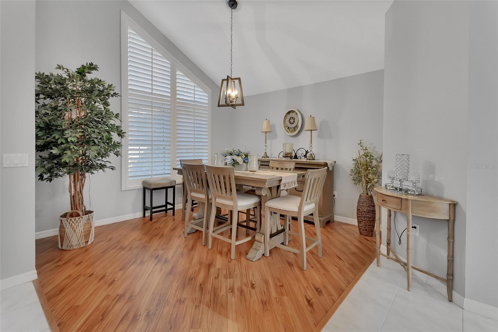 1575 COVERED BRIDGE DR, DELAND, FL, 32724