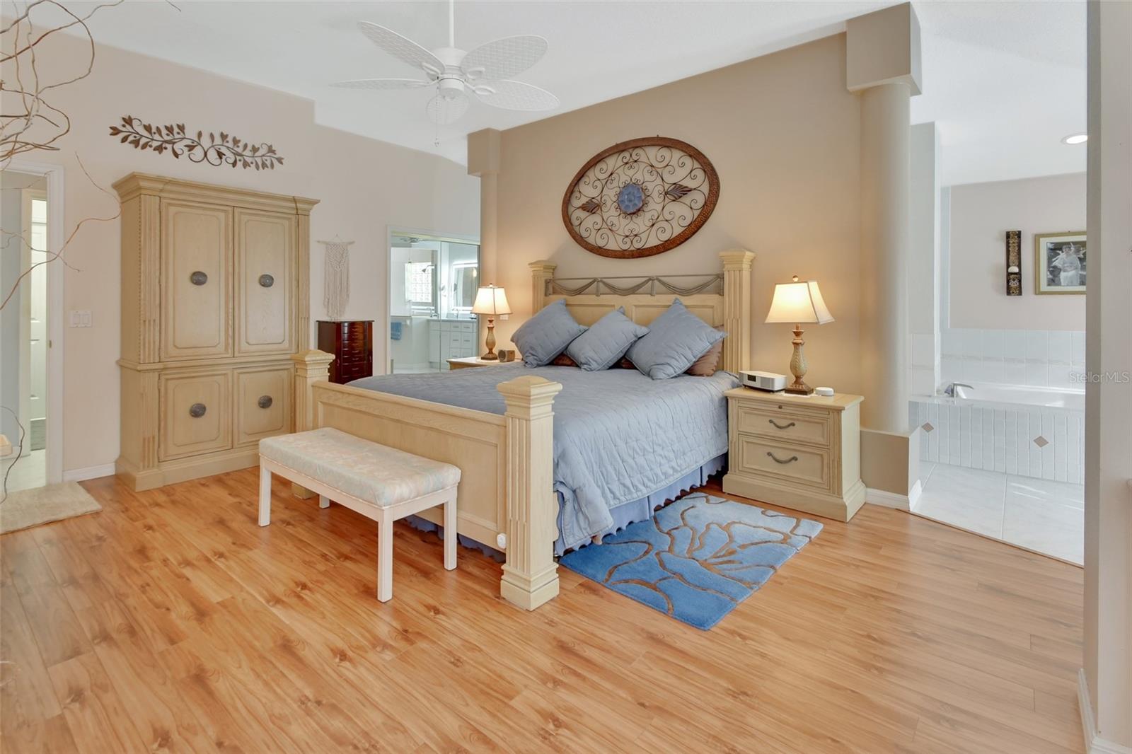 1575 COVERED BRIDGE DR, DELAND, FL, 32724
