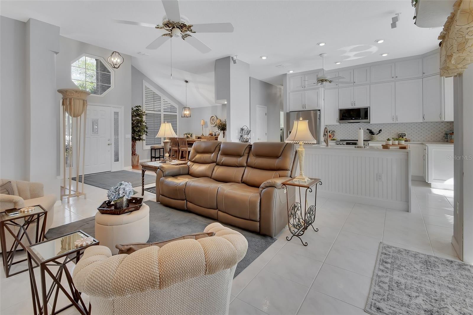 1575 COVERED BRIDGE DR, DELAND, FL, 32724
