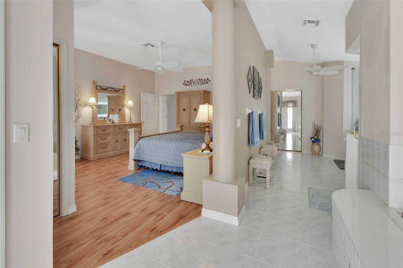1575 COVERED BRIDGE DR, DELAND, FL, 32724