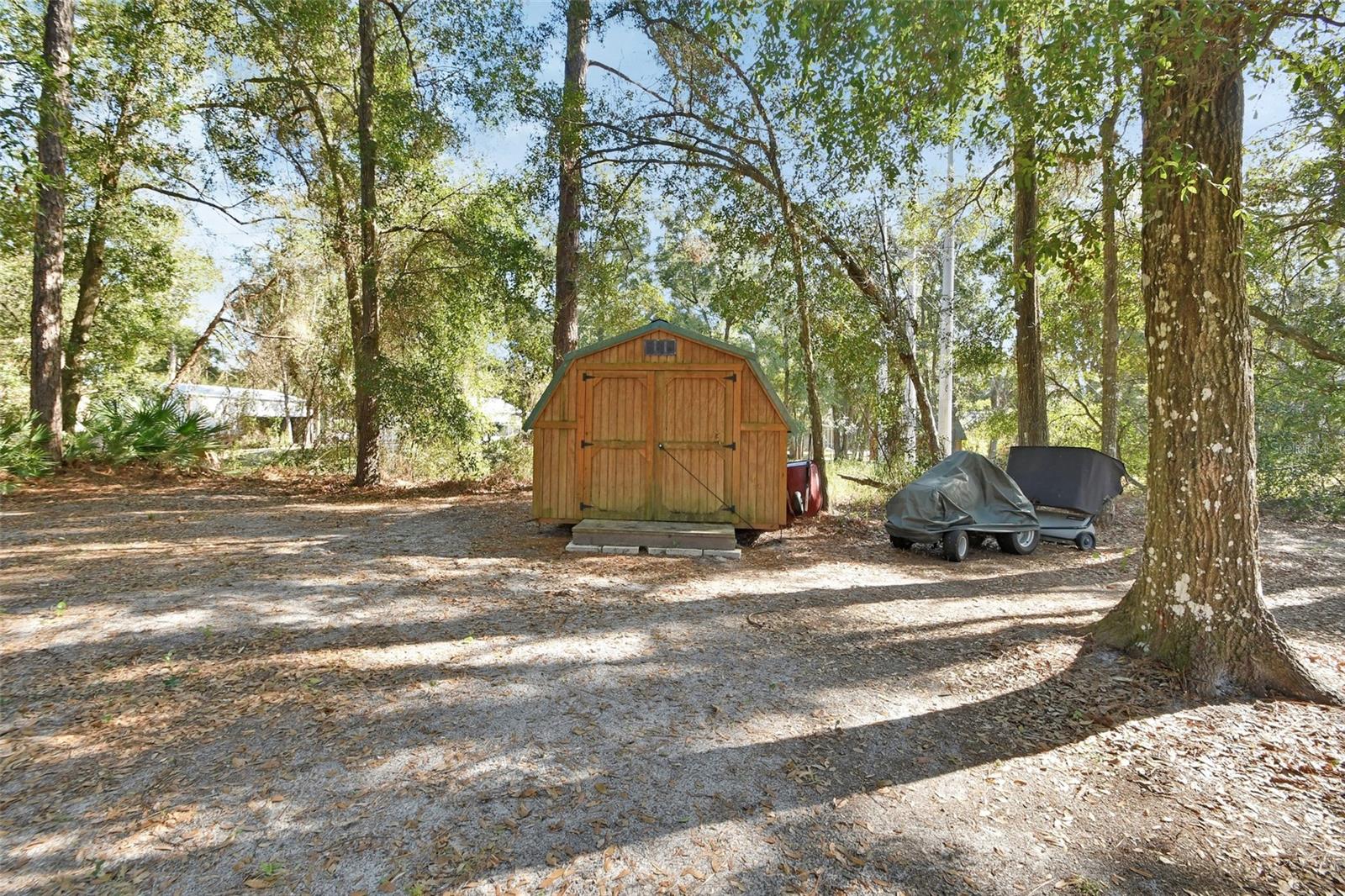 1575 COVERED BRIDGE DR, DELAND, FL, 32724