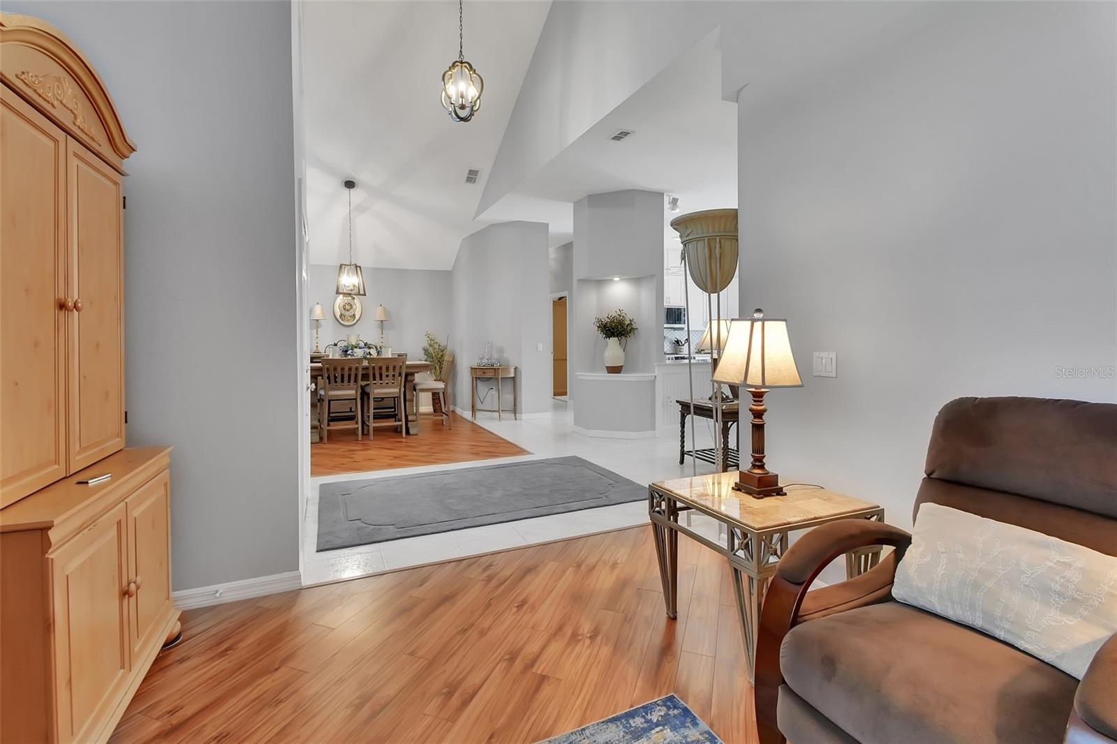 1575 COVERED BRIDGE DR, DELAND, FL, 32724