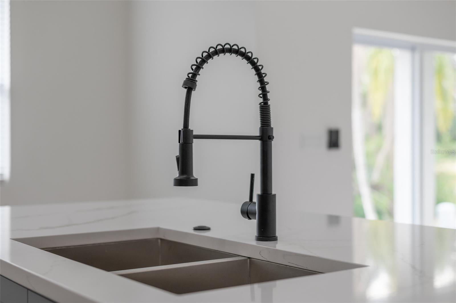 27 PALMETTO DR, DEBARY, FL, 32713