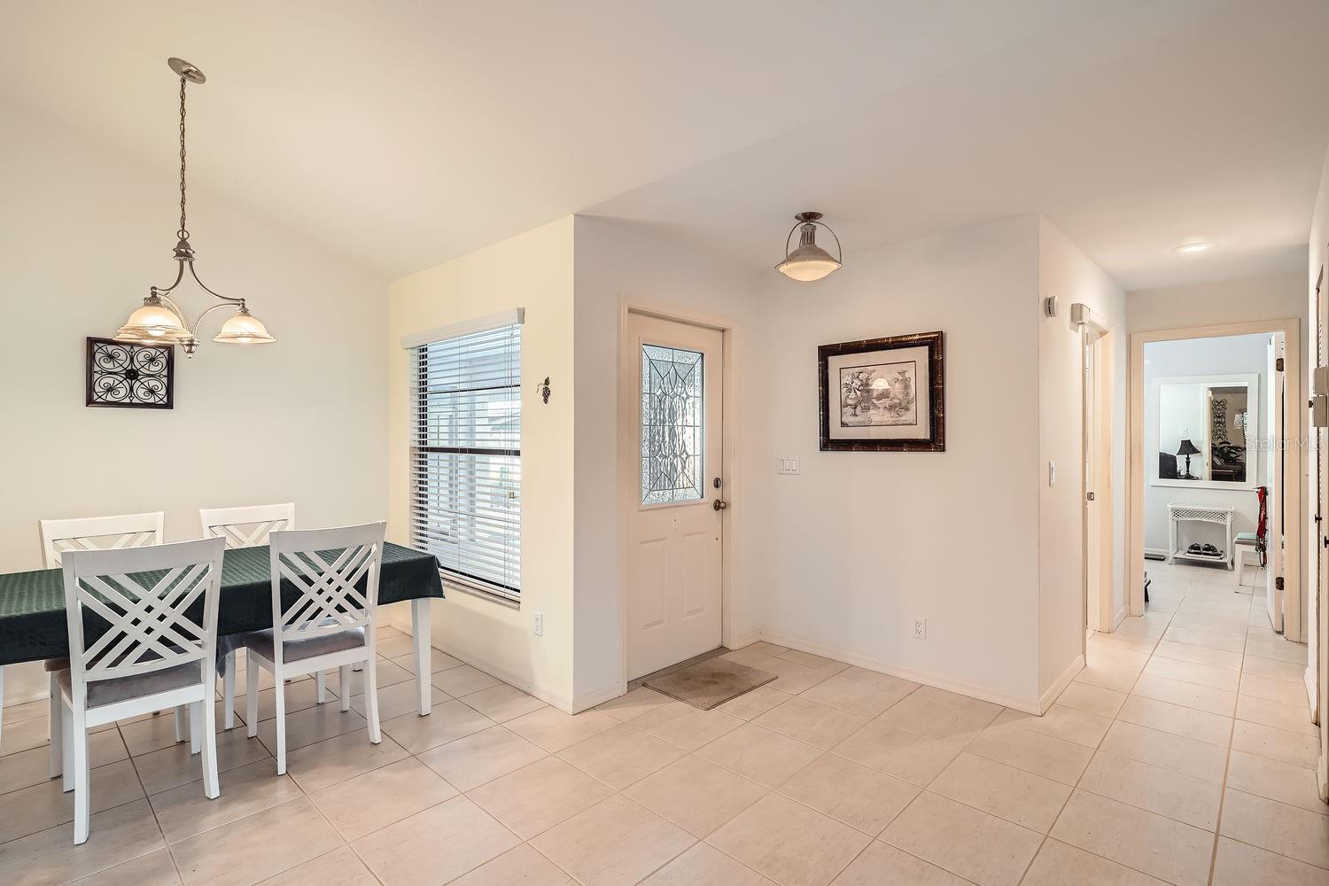 1752 ATRIUM DR, SUN CITY CENTER, FL, 33573