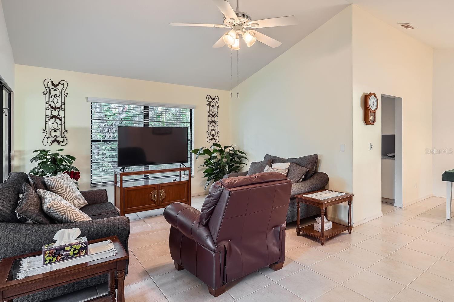 1752 ATRIUM DR, SUN CITY CENTER, FL, 33573