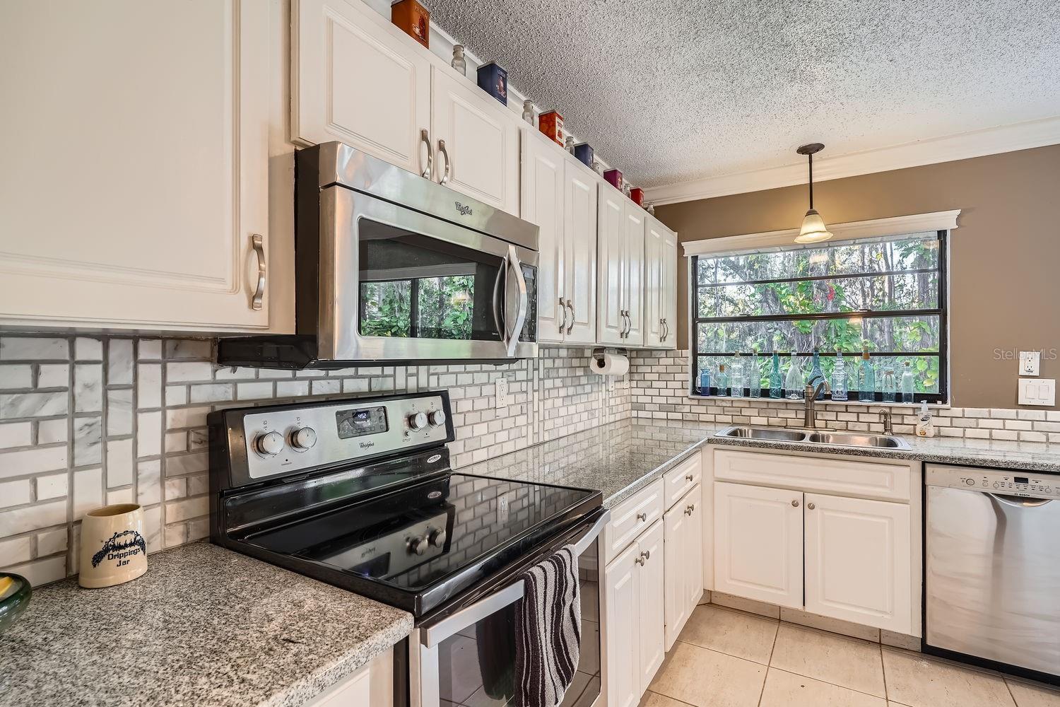 1752 ATRIUM DR, SUN CITY CENTER, FL, 33573