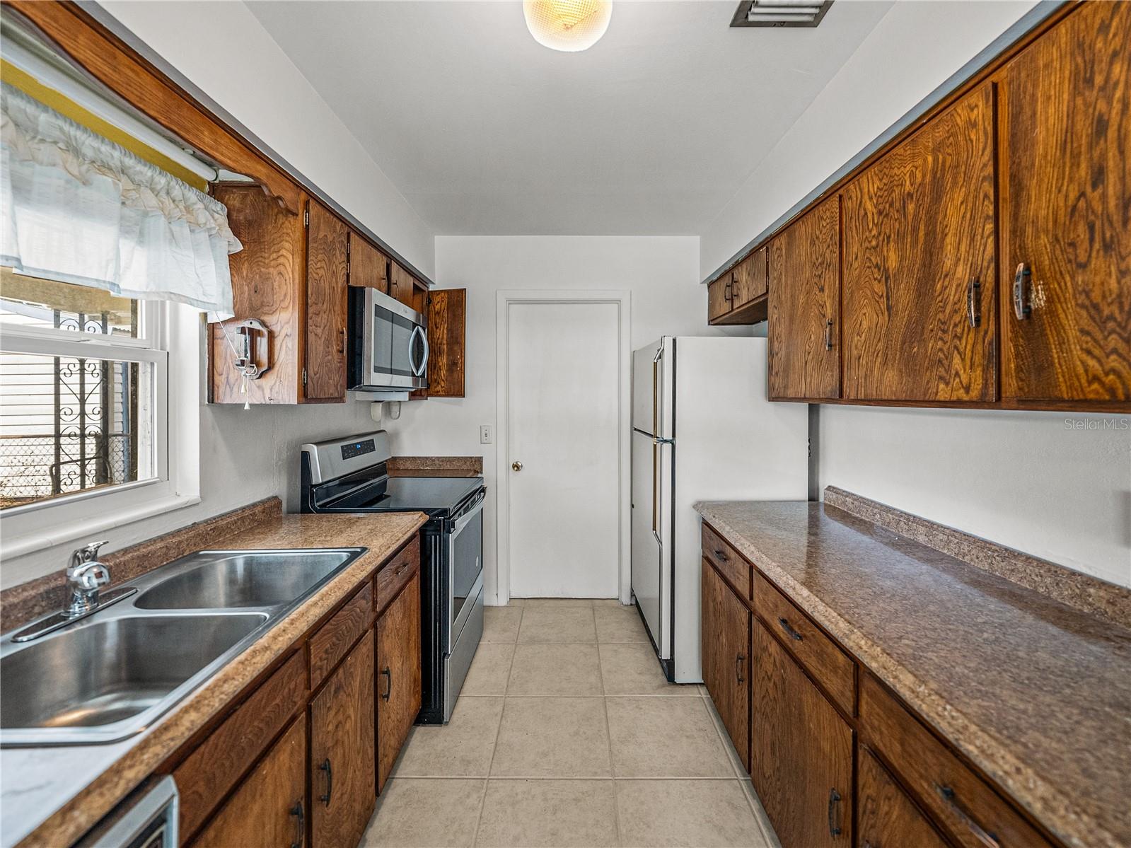 8002 SANE PL, TAMPA, FL, 33610