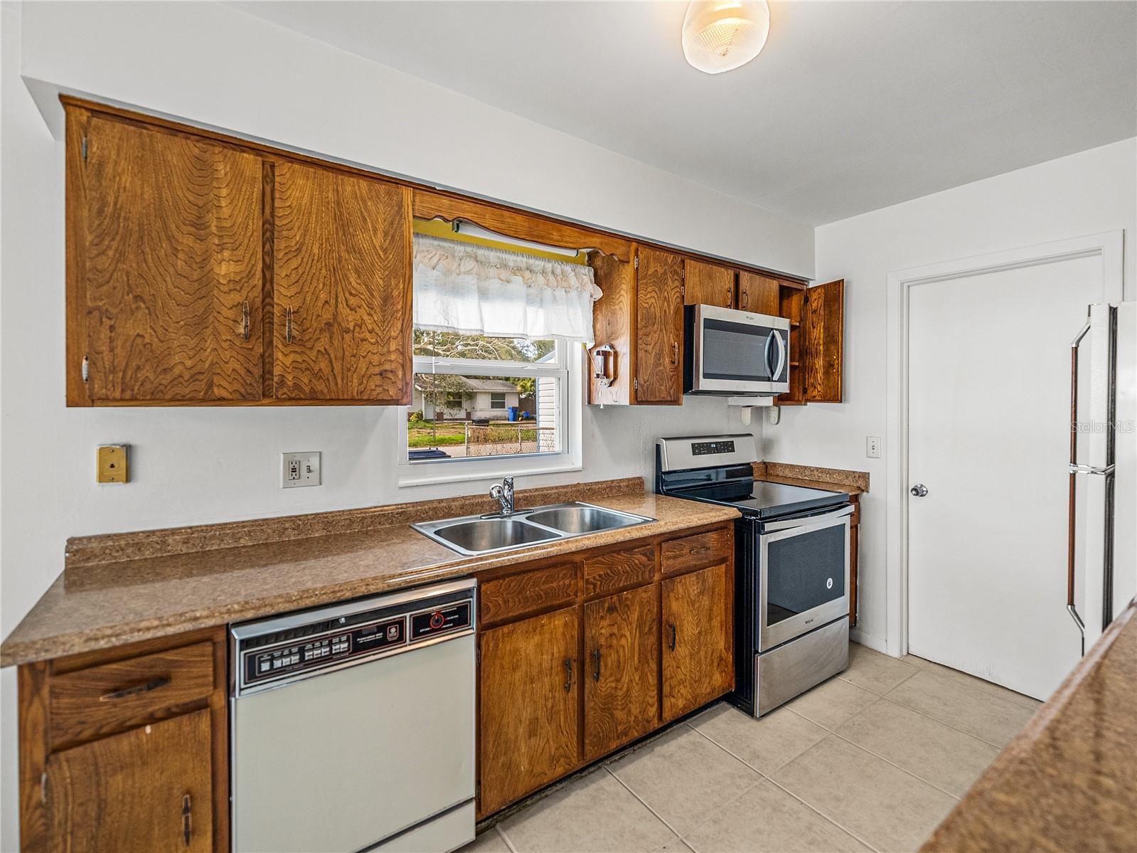 8002 SANE PL, TAMPA, FL, 33610