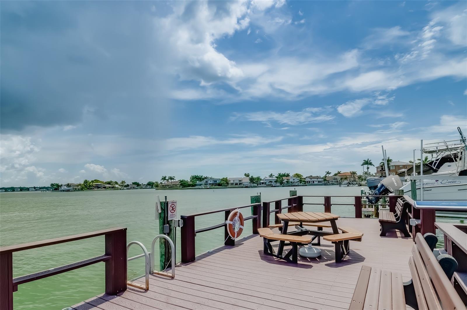 240 SAND KEY ESTATES DR #213, CLEARWATER, FL, 33767