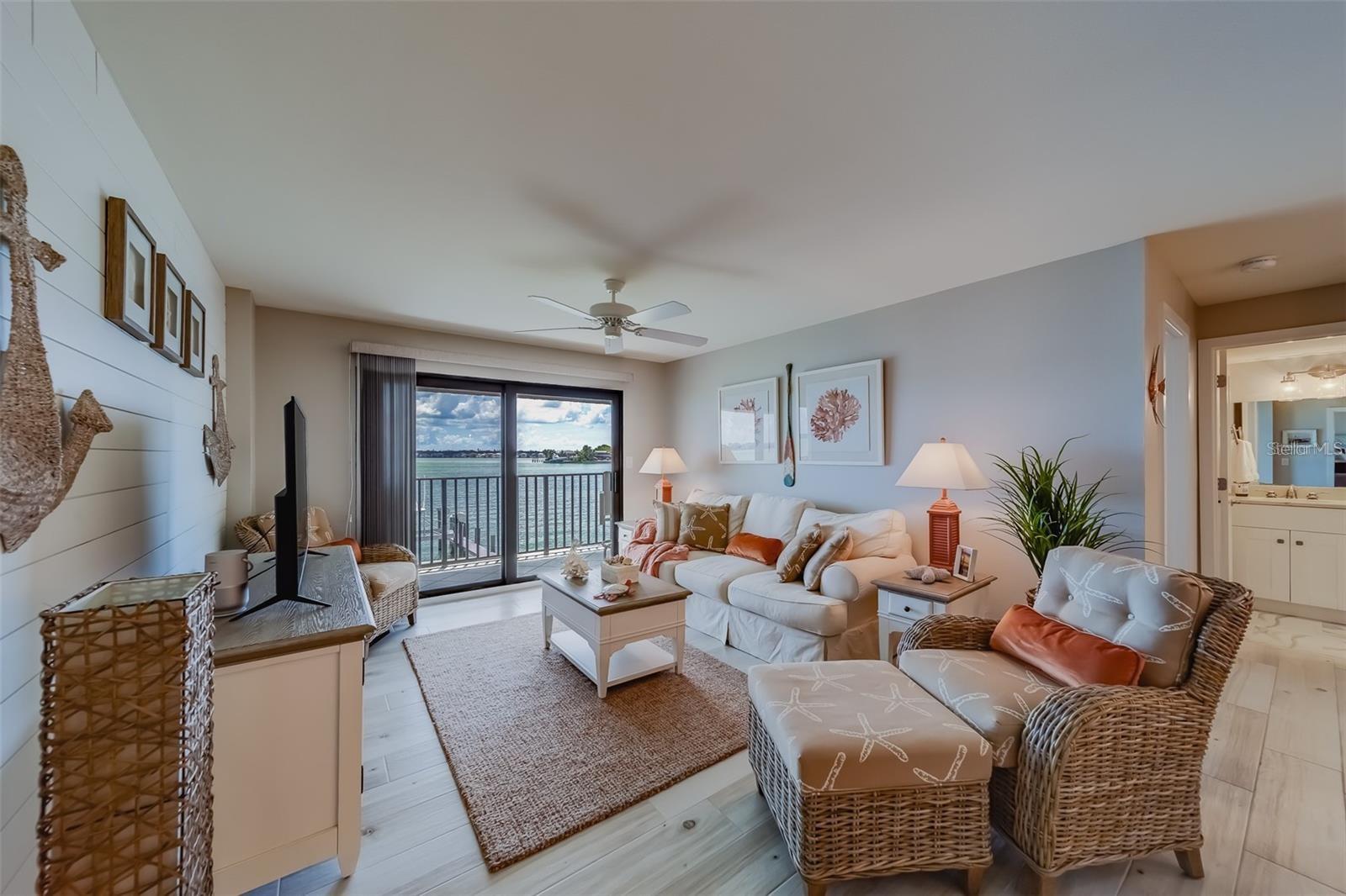 240 SAND KEY ESTATES DR #213, CLEARWATER, FL, 33767