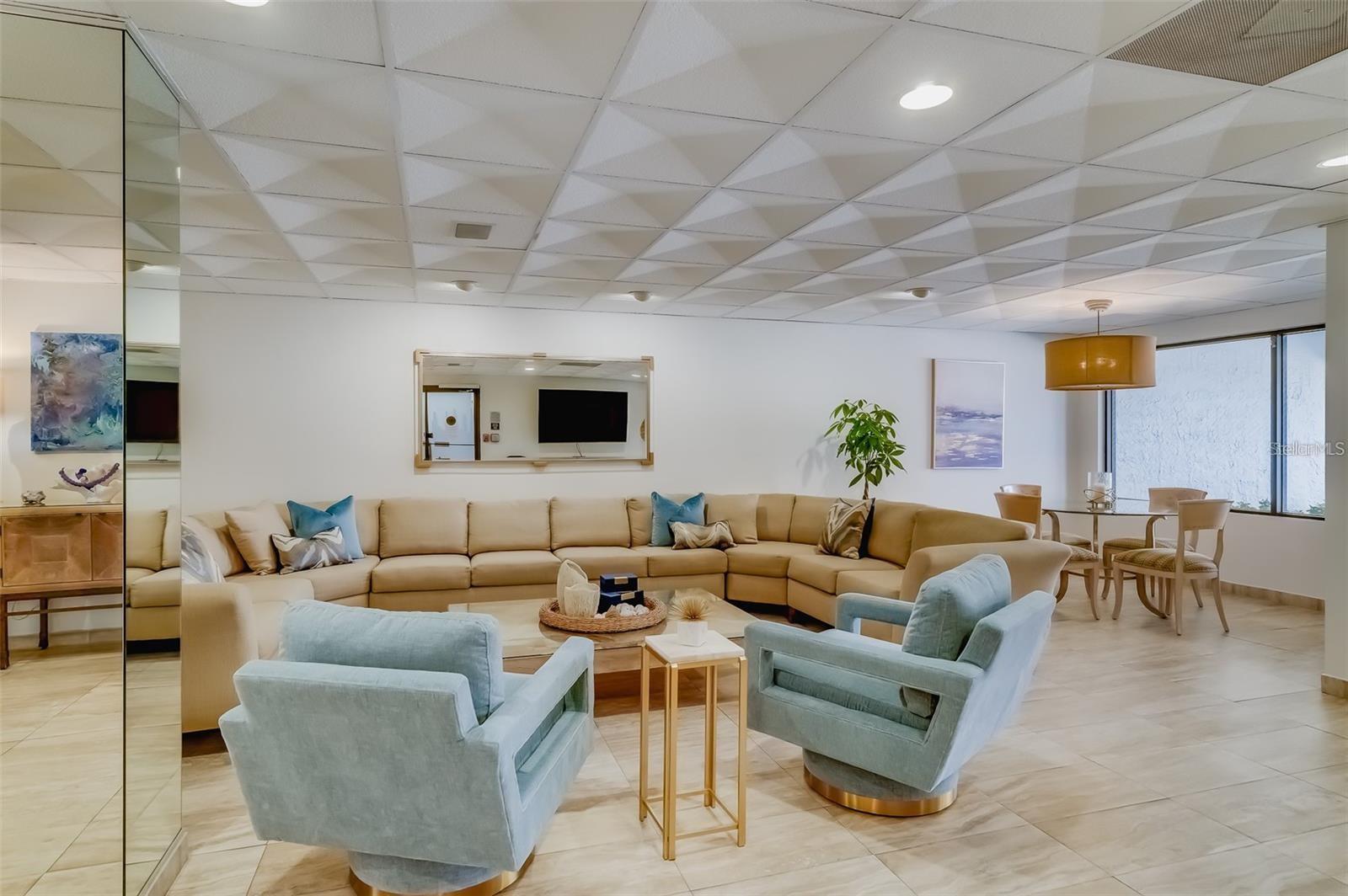 240 SAND KEY ESTATES DR #213, CLEARWATER, FL, 33767